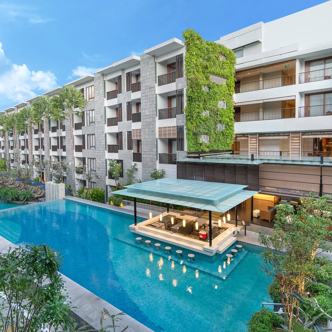 Courtyard by Marriott Seminyak Best Luxury Resorts Seminyak