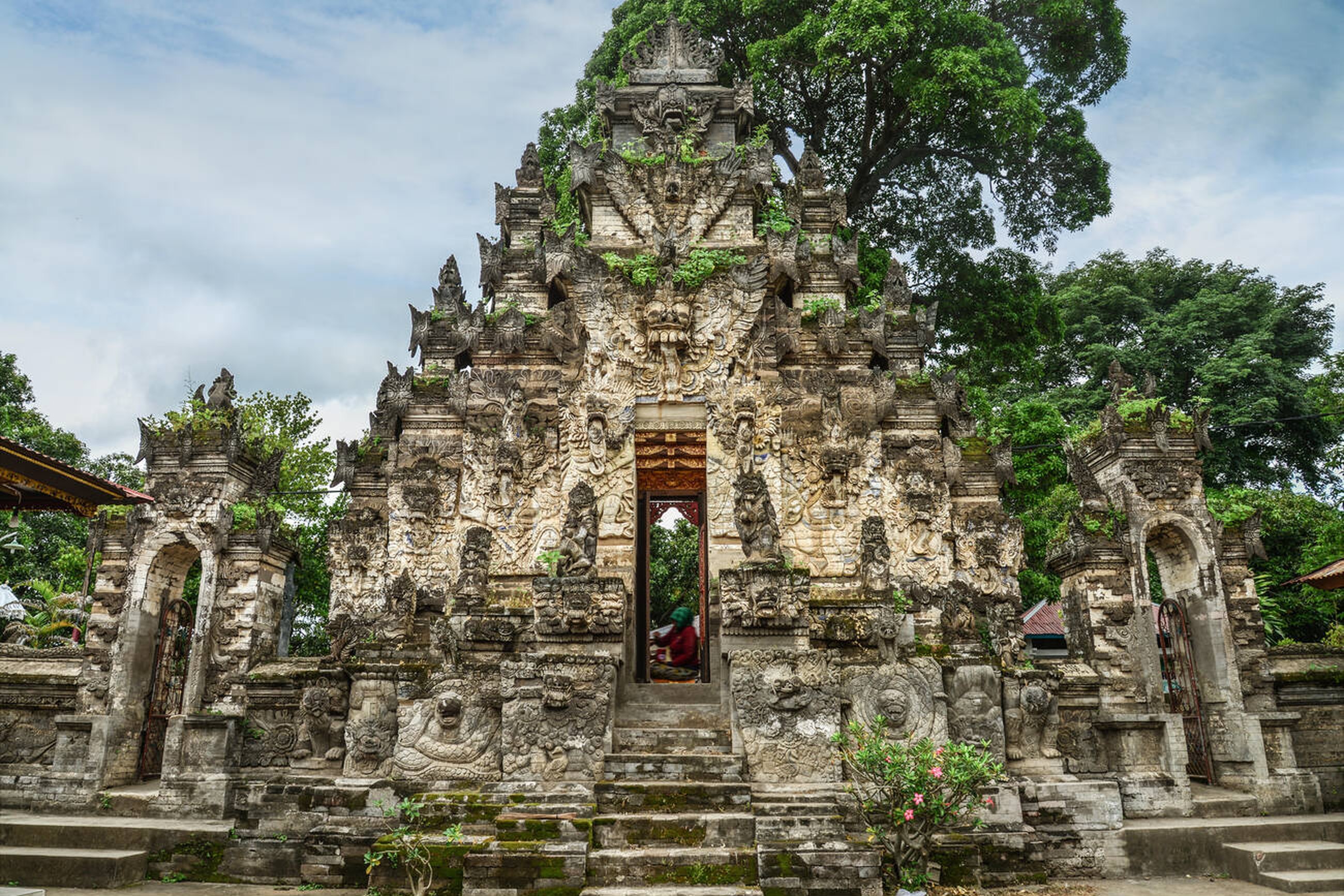 Jagaraga Temple Gallant Structure