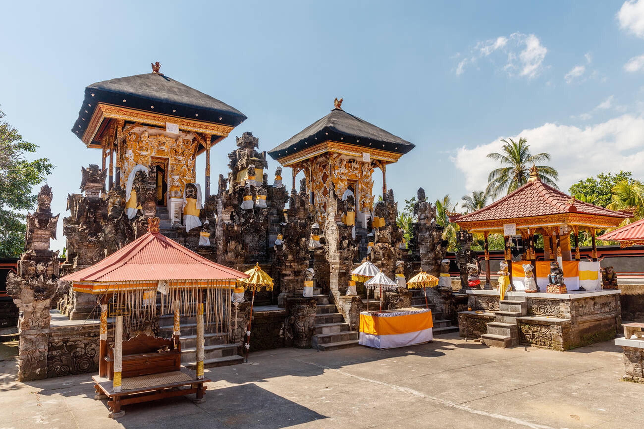Shrine at Jagaraga Temple