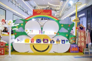 The First Wiggle Wiggle Pop Up Store in Indonesia