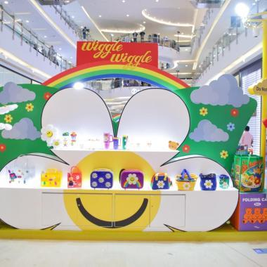The First Wiggle Wiggle Pop Up Store in Indonesia