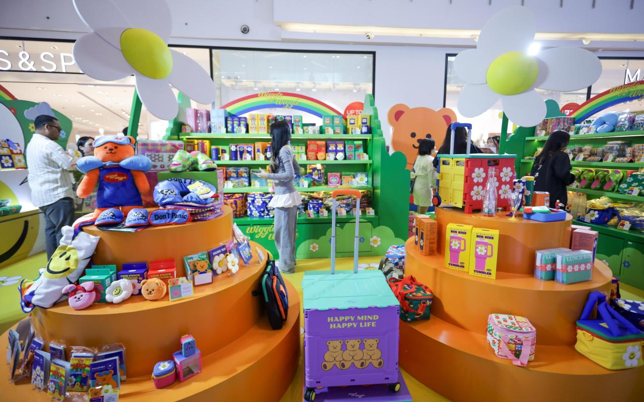 The First Wiggle Wiggle Pop Up Store in Indonesia