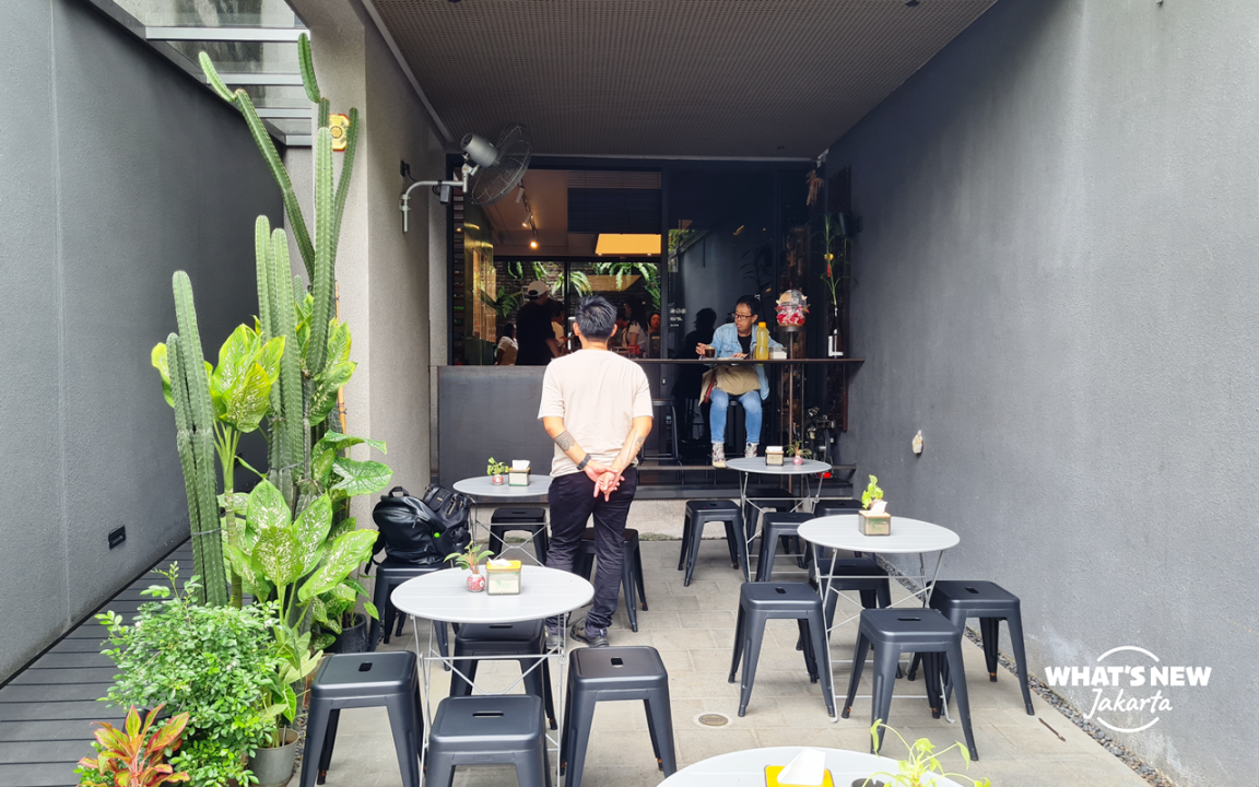MET Glodok Front Area